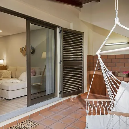 Casa Das Raposinhas By An Island Apart *